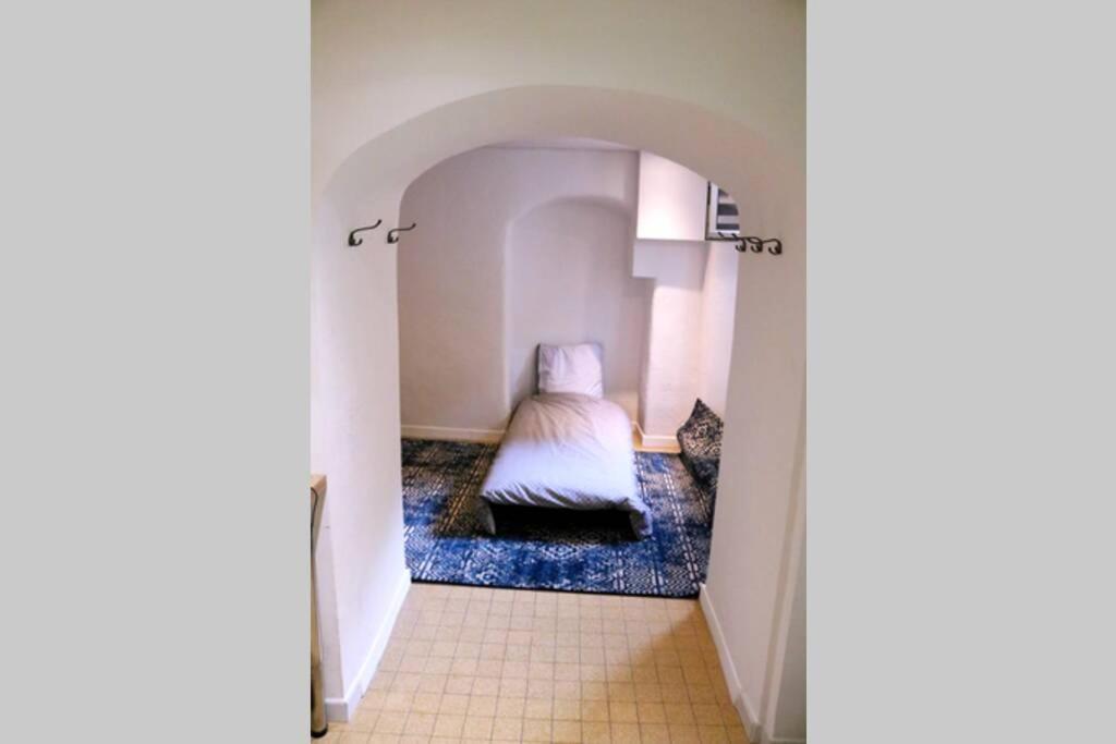 Charming And Modern Cave In The Heart Of The Port Apartamento Nice Exterior foto