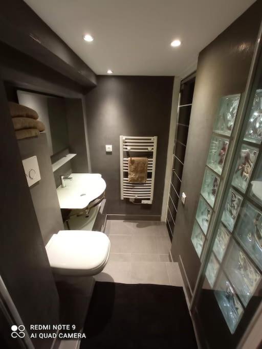 Charming And Modern Cave In The Heart Of The Port Apartamento Nice Exterior foto